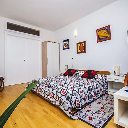 Apartments Daria Ровинь Экстерьер фото