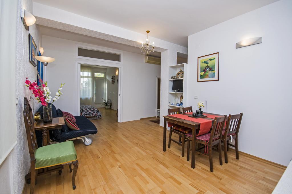 Apartments Daria Ровинь Экстерьер фото